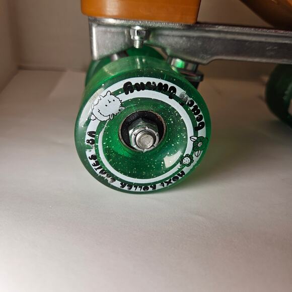 Moxi Beach Bunny Pink Roller Skates Size 4 (Women’s 5–5.5) Emoji Print Lining - Picture 13 of 14